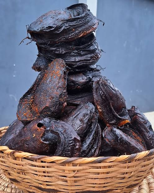 20pcs of medium sized dried catfish 4kg