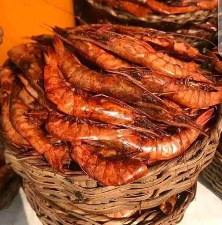 1.3kg of dried king prawns